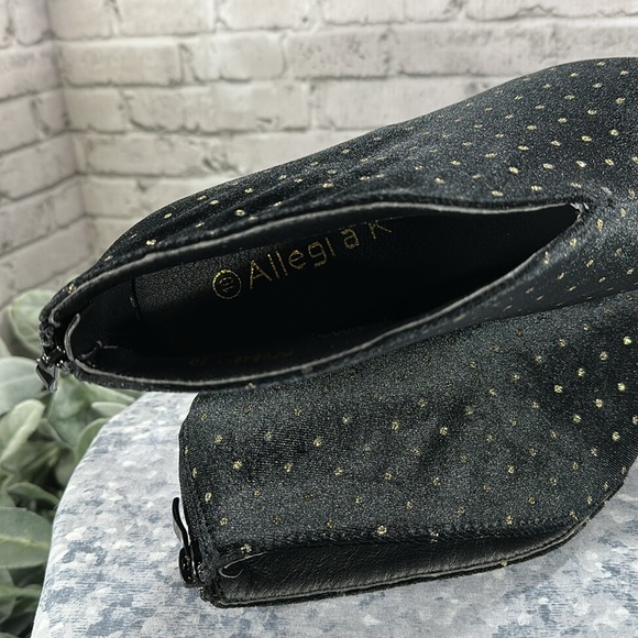 Allegra K V-Shaped Cutout Pointed Toe Stiletto Heel Ankle Boots WMS 10M🖤VGUC🖤 - Picture 10 of 12